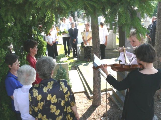 photo2.jpg